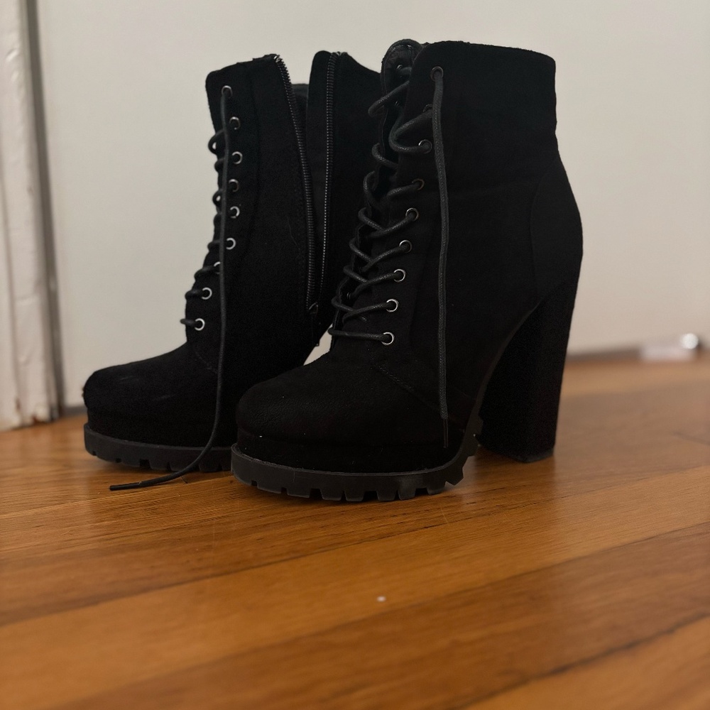 Black Platform Boot - image 1